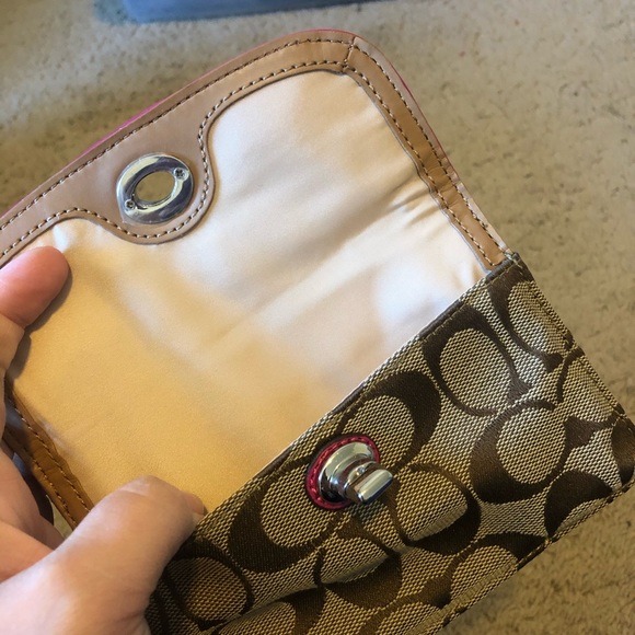 Coach wallet crossbody purse - Picture 3 of 11